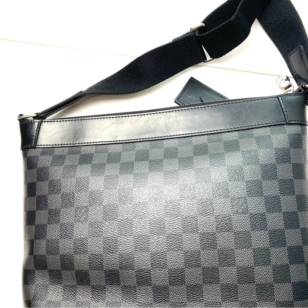 LV Mick PM messenger bag - Picture 9 of 14